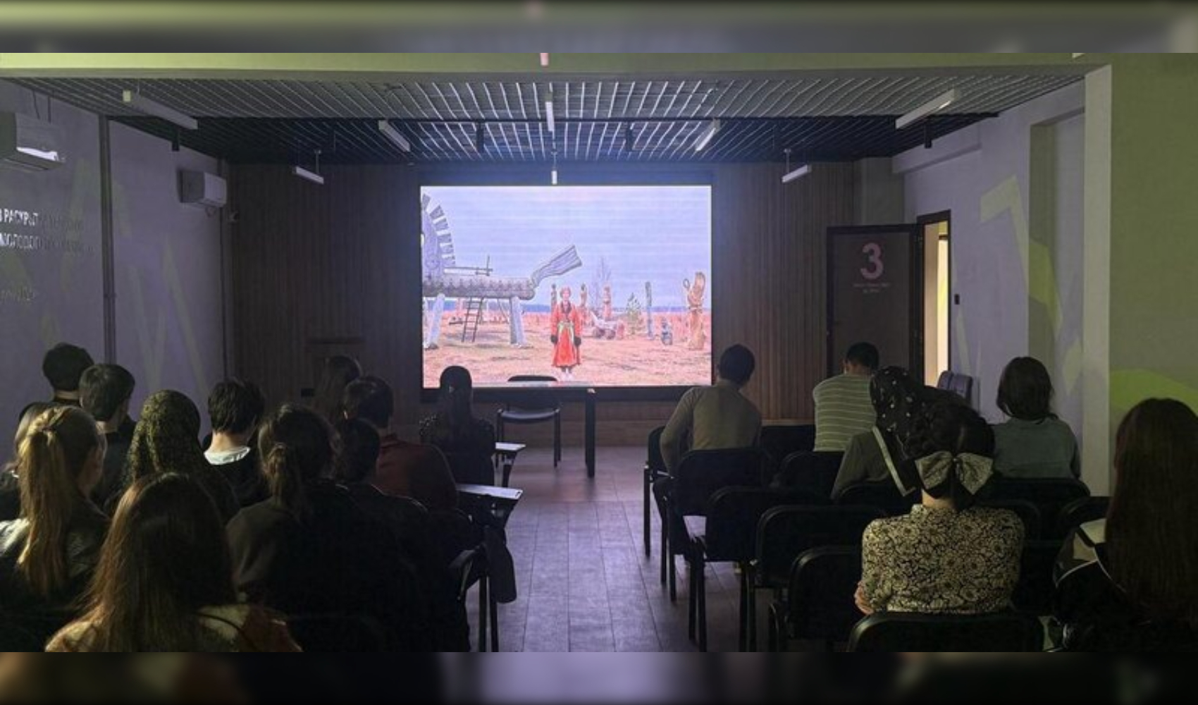 Культура оживает: в Доме молодежи представили проект «Настоящая»