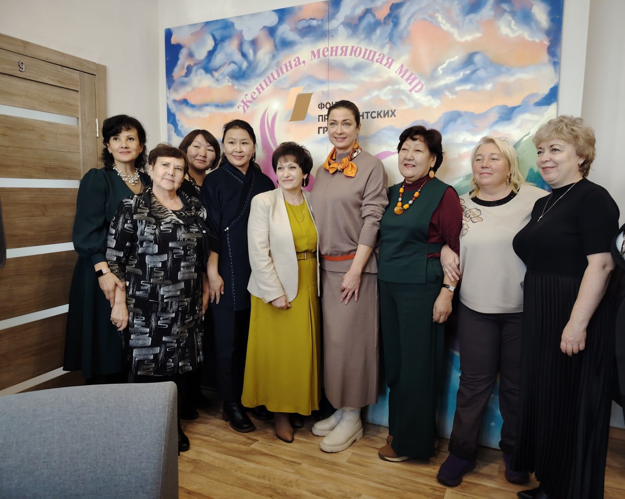 Телеведущая Ситтель встретилась с забайкальским Союзом женщин России