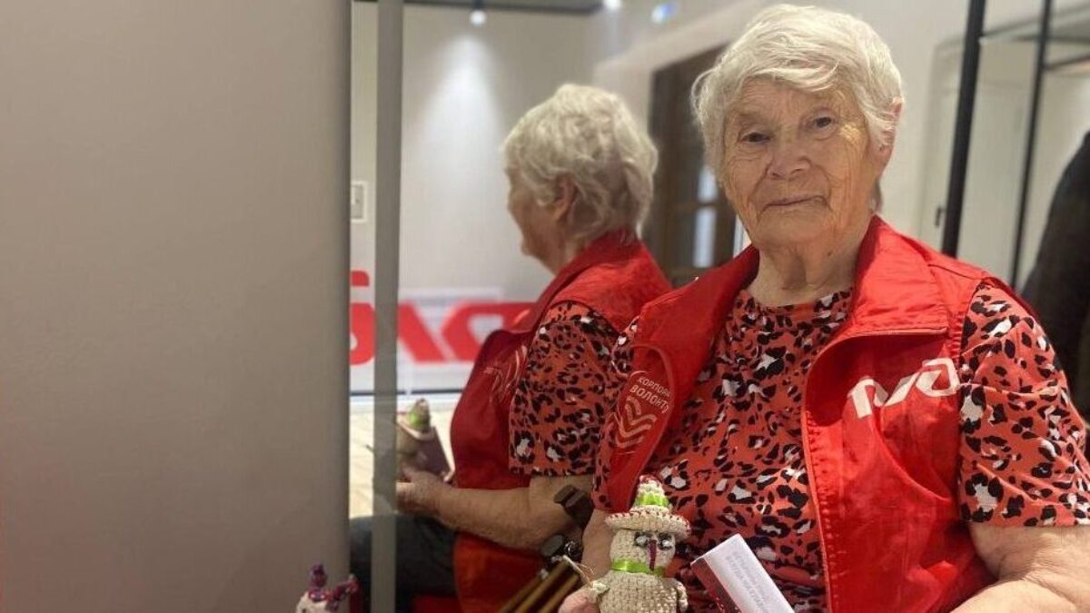 На платформе Добро.рф сняли верхний возрастной порог для получения статуса волонтера