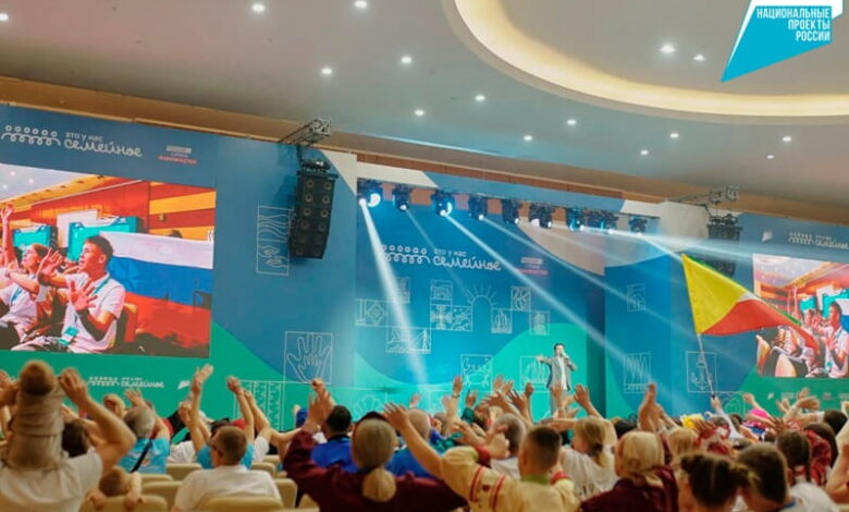 12 семей из Хабаровского края участвуют в полуфинале конкурса «Это у нас семейное»