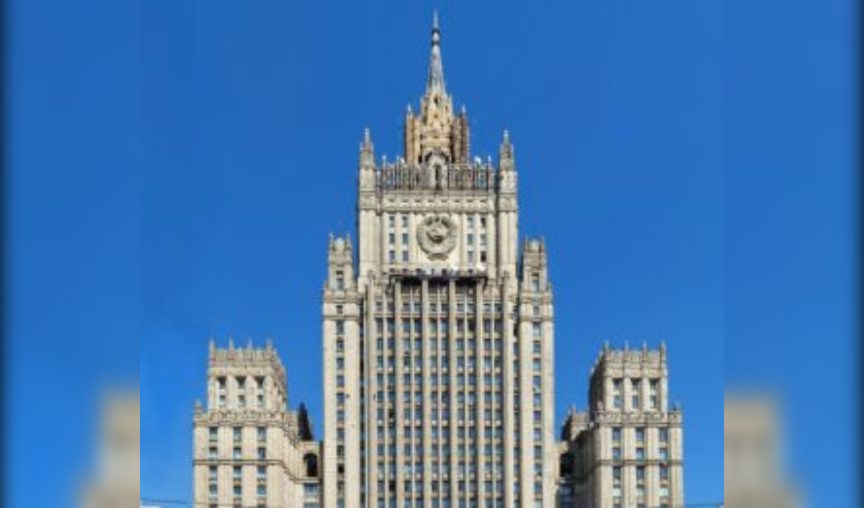 Министерство иностранных дел РФ назвало молодежь, женскую мудрость и религию столпами проектов соотечественников.