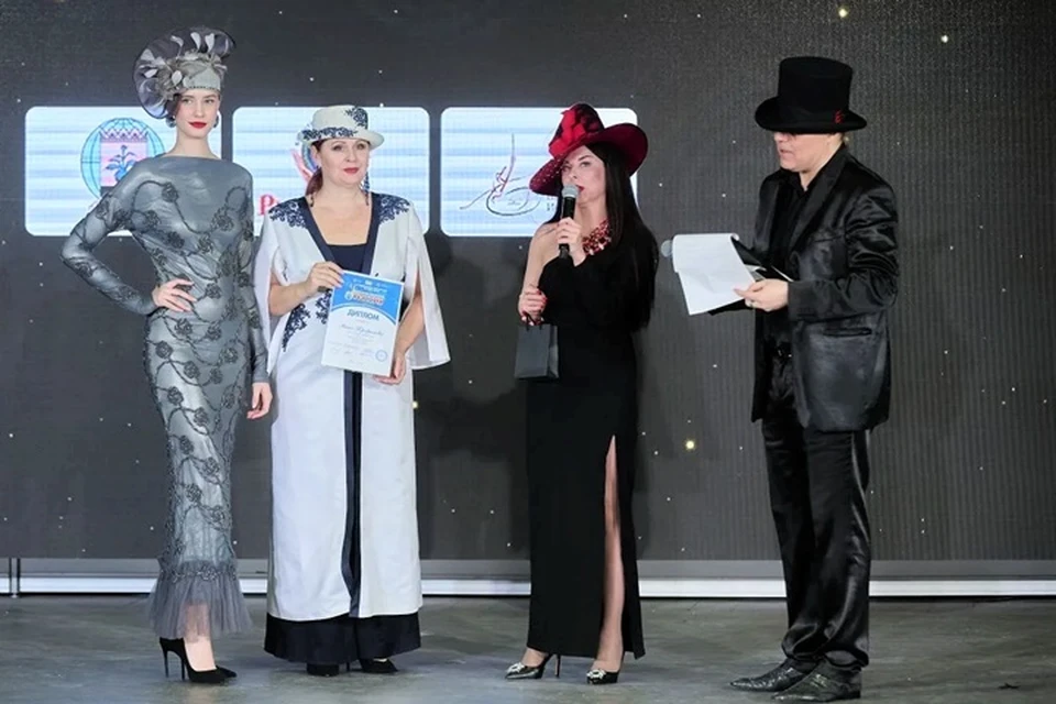«Женщина может из ничего сделать три вещи: салат, скандал и шляпку»: Как художница из Краснодара покорила столичные подиумы