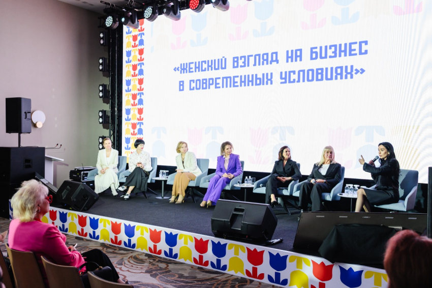 В Ростове прошел II региональный женский форум «Женщины Дона - душа региона»