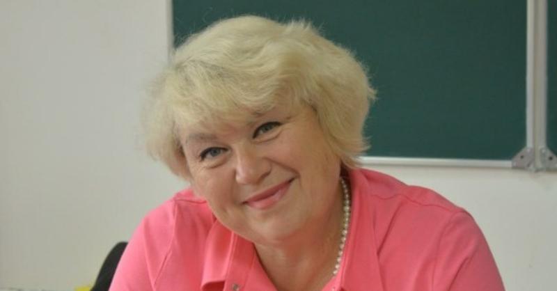 В семье и школе. Чем наполняет свой день, свою жизнь учитель по призванию?
