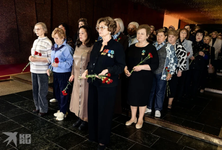 «Фашизм - злейший враг материнства». В Москве прошел съезд Союза женщин России