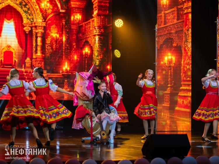 Жизнь, которая бьется в такт: праздничный концерт для будущих мам прошел в Охе