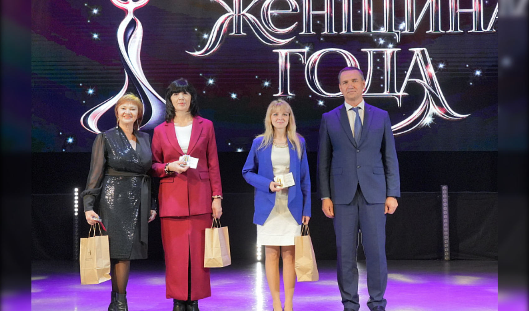 В Кирове прошла церемония награждения премии «Женщина года»