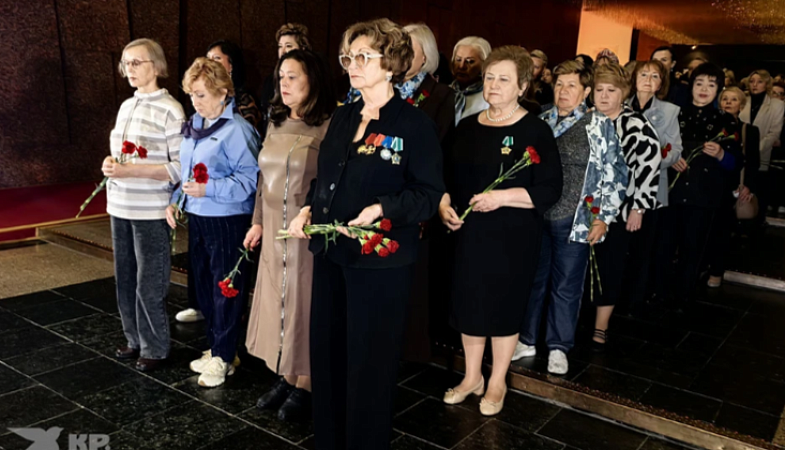 «Фашизм - злейший враг материнства». В Москве прошел съезд Союза женщин России